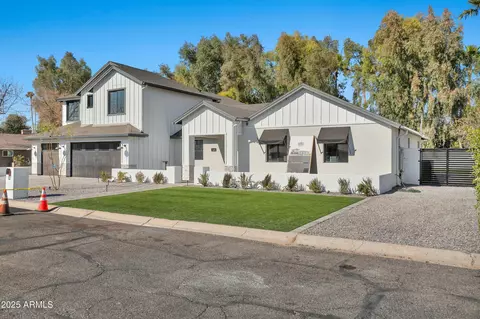 Exterior - 12 E Northview Ave, Phoenix, AZ 85020 photo 2 of 15