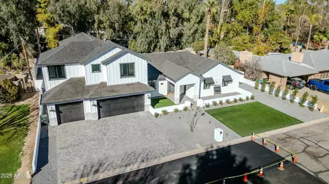 Exterior - 12 E Northview Ave, Phoenix, AZ 85020 photo 13 of 15