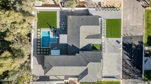 View/Area - 12 E Northview Ave, Phoenix, AZ 85020 photo 4 of 7