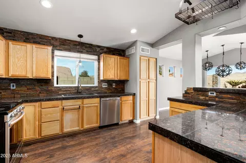 11332 E Des Moines Cir, Mesa, AZ 85207 photo 15