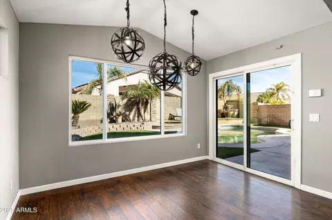 11332 E Des Moines Cir, Mesa, AZ 85207 photo 8