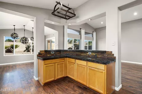 11332 E Des Moines Cir, Mesa, AZ 85207 photo 16