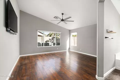 11332 E Des Moines Cir, Mesa, AZ 85207 photo 9