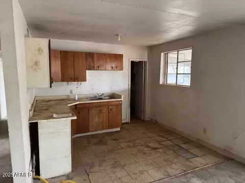 Other - 2613 E Lynne Ln, Phoenix, AZ 85042 photo 3 of 7