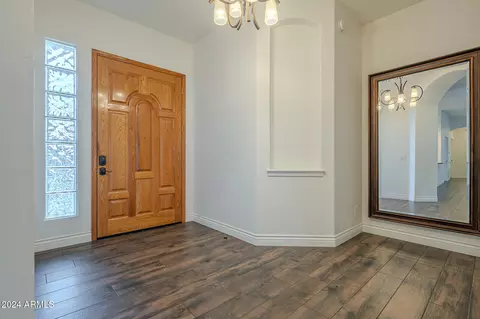 2741 E Claire Dr, Phoenix, AZ 85032 photo 5