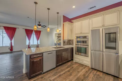2741 E Claire Dr, Phoenix, AZ 85032 photo 11