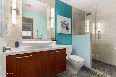 Bath - 211 E Dawn Dr, Tempe, AZ 85284 photo 7 of 8