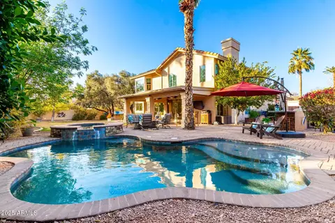 Exterior - 211 E Dawn Dr, Tempe, AZ 85284 photo 16 of 22