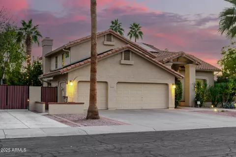 Exterior - 211 E Dawn Dr, Tempe, AZ 85284 photo 6 of 22