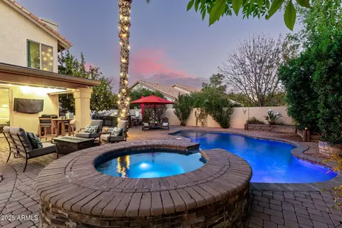 Exterior - 211 E Dawn Dr, Tempe, AZ 85284 photo 13 of 22