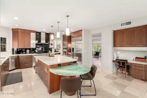 Kitchen - 211 E Dawn Dr, Tempe, AZ 85284 photo 1 of 4
