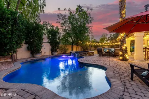 Exterior - 211 E Dawn Dr, Tempe, AZ 85284 photo 12 of 22