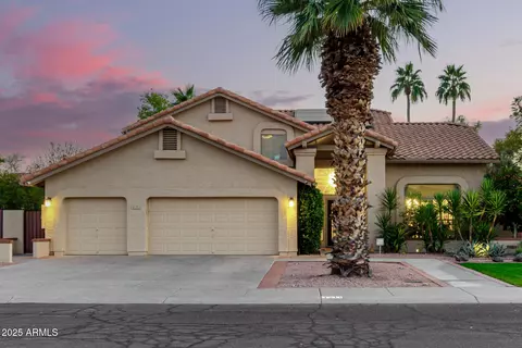 Exterior - 211 E Dawn Dr, Tempe, AZ 85284 photo 3 of 22