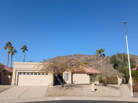 Exterior - 3626 E Thunderhill Pl, Phoenix, AZ 85044 photo 3 of 7