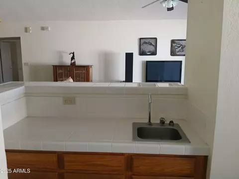 Kitchen - 3626 E Thunderhill Pl, Phoenix, AZ 85044 photo 4 of 5