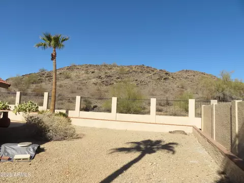Exterior - 3626 E Thunderhill Pl, Phoenix, AZ 85044 photo 6 of 7