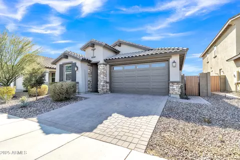 2885 W New River Dr, Queen Creek, AZ 85142