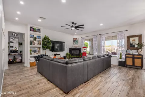 Living - 3036 E Boston St, Gilbert, AZ 85295 photo 1 of 3