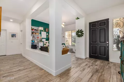 Entry Way - 3036 E Boston St, Gilbert, AZ 85295 photo 2 of 4