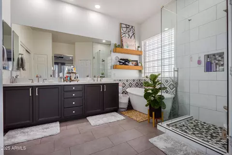 Bath - 3036 E Boston St, Gilbert, AZ 85295 photo 1 of 5