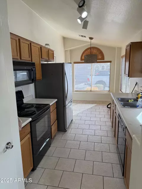 4004 E Chambers St, Phoenix, AZ 85040 photo 3