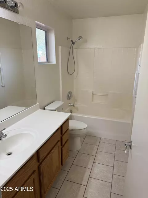 4004 E Chambers St, Phoenix, AZ 85040 photo 9