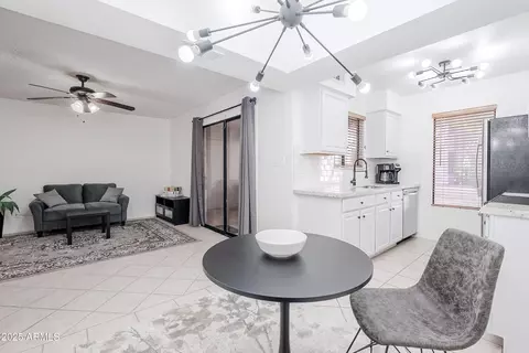 10610 S 48th St #1065, Phoenix, AZ 85044