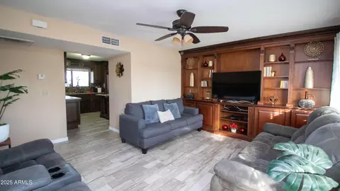 1028 Emerald Ave, Mesa, AZ 85204 photo 8