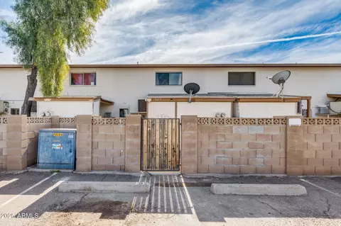 7117 W Wolf St, Phoenix, AZ 85033 photo 23