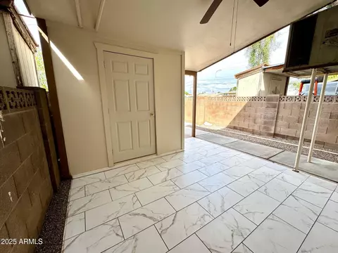 7117 W Wolf St, Phoenix, AZ 85033 photo 14