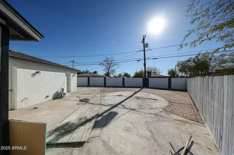 3812 N 63rd Dr, Phoenix, AZ 85033 photo 33