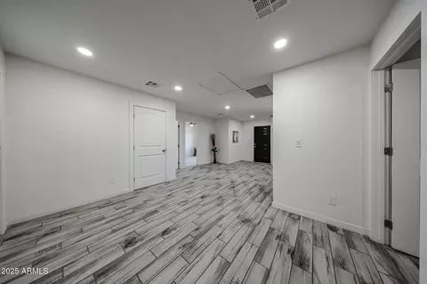 3812 N 63rd Dr, Phoenix, AZ 85033 photo 17