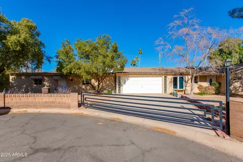 5616 E Argyle Dr, Phoenix, AZ 85018 photo 3