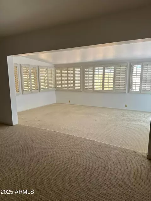 5616 E Argyle Dr, Phoenix, AZ 85018 photo 5