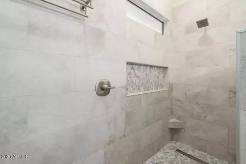 4415 E Weaver Rd, Phoenix, AZ 85050 photo 8