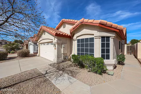 7514 W Kristal Way, Glendale, AZ 85308