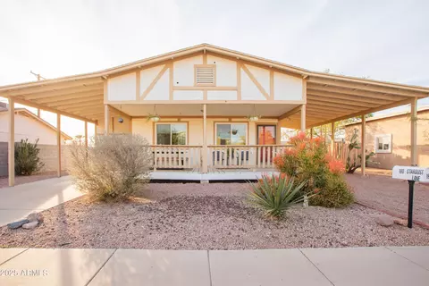 180 S Stardust Ln, Apache Junction, AZ 85120