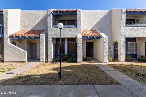 8434 N 54th Dr, Glendale, AZ 85302