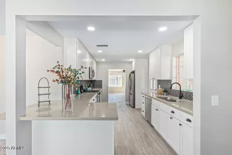 4701 E Fillmore St, Phoenix, AZ 85008 photo 4