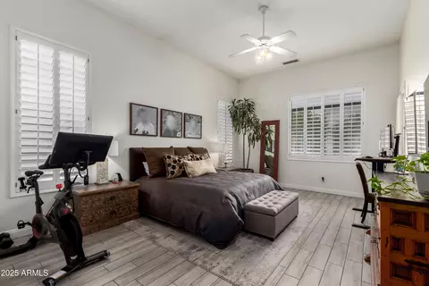 4905 Estevan Rd, Phoenix, AZ 85054 photo 10