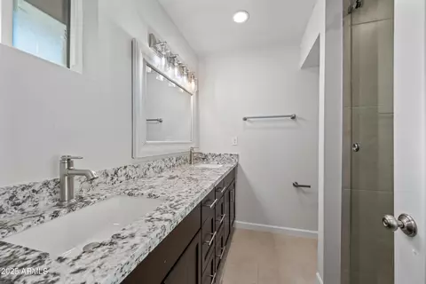 2918 E Laurel Ln, Phoenix, AZ 85028 photo 39