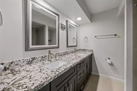 2918 E Laurel Ln, Phoenix, AZ 85028 photo 46