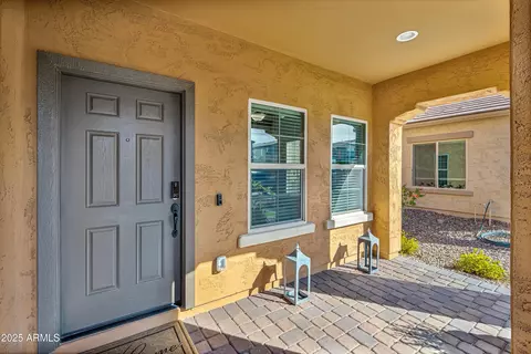 2404 E Gillcrest Rd, Gilbert, AZ 85298 photo 4