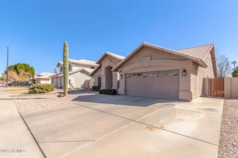 Exterior - 4213 E Stanford Ave, Gilbert, AZ 85234 photo 2 of 8