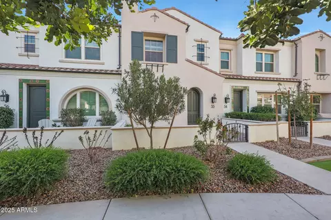 2477 W Market Pl #55, Chandler, AZ 85248
