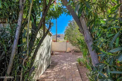 Exterior - 4340 E Turquoise Ave, Phoenix, AZ 85028 photo 10 of 24