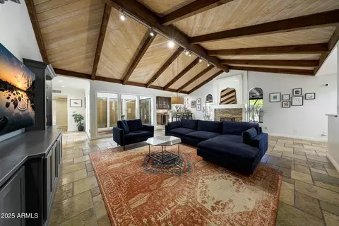 Living - 4340 E Turquoise Ave, Phoenix, AZ 85028 photo 4 of 4