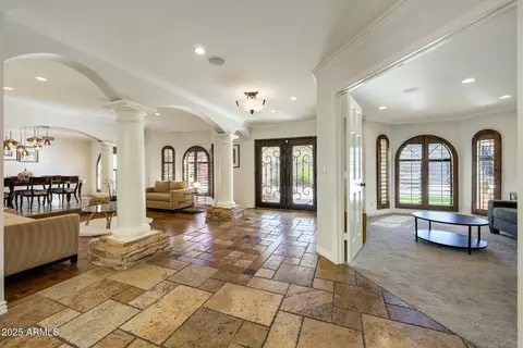 Entry Way - 4340 E Turquoise Ave, Phoenix, AZ 85028 photo 1 of 4
