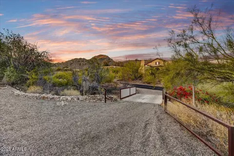 2701 E Voltaire Ave, Phoenix, AZ 85032 photo 12