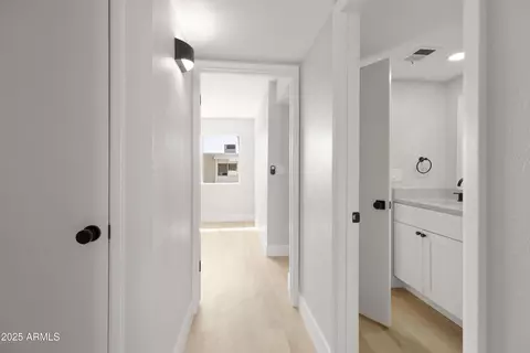 610 E Montebello Ave #35, Phoenix, AZ 85012 photo 17